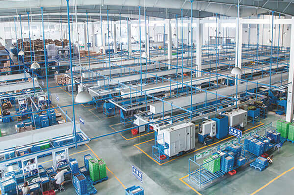 機(jī)加工車(chē)間一角